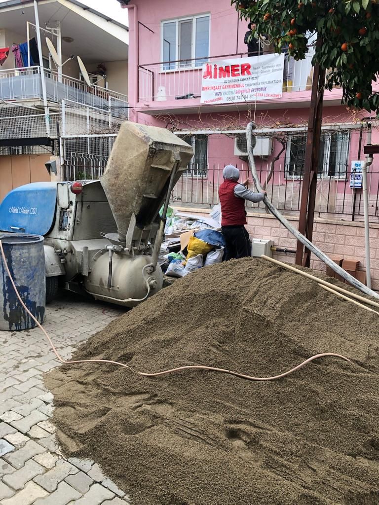 Beton pompası ve şap dökümü